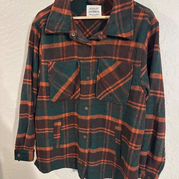 Ashley Outerwear Wool Blend Green and Orange Button Up Plaid Shacket - Picture 2 of 12